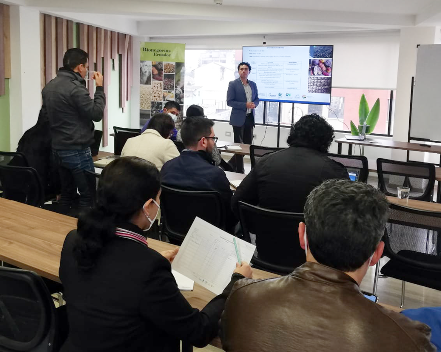 HE_BIOEC_20230112_Primera_Reunion_Grupo_Bioeconomia_MAATE_11